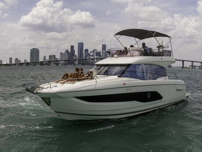 New Luxury Yacht for rent with Captain and  Captain mate